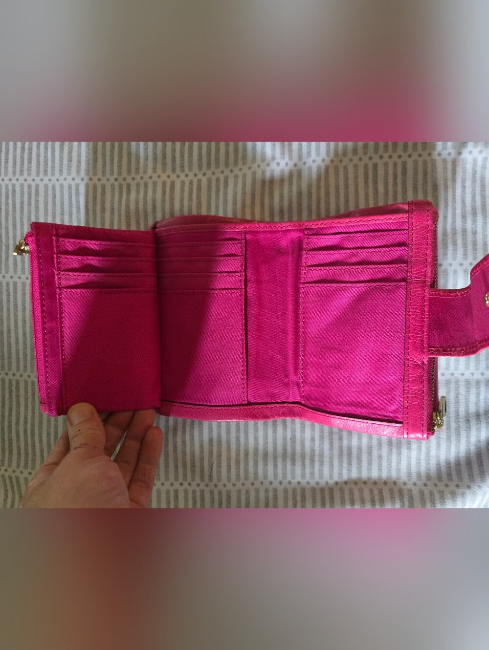 Fossil Fuscha Pink Leather Compact Wallet - Picture 5 of 8